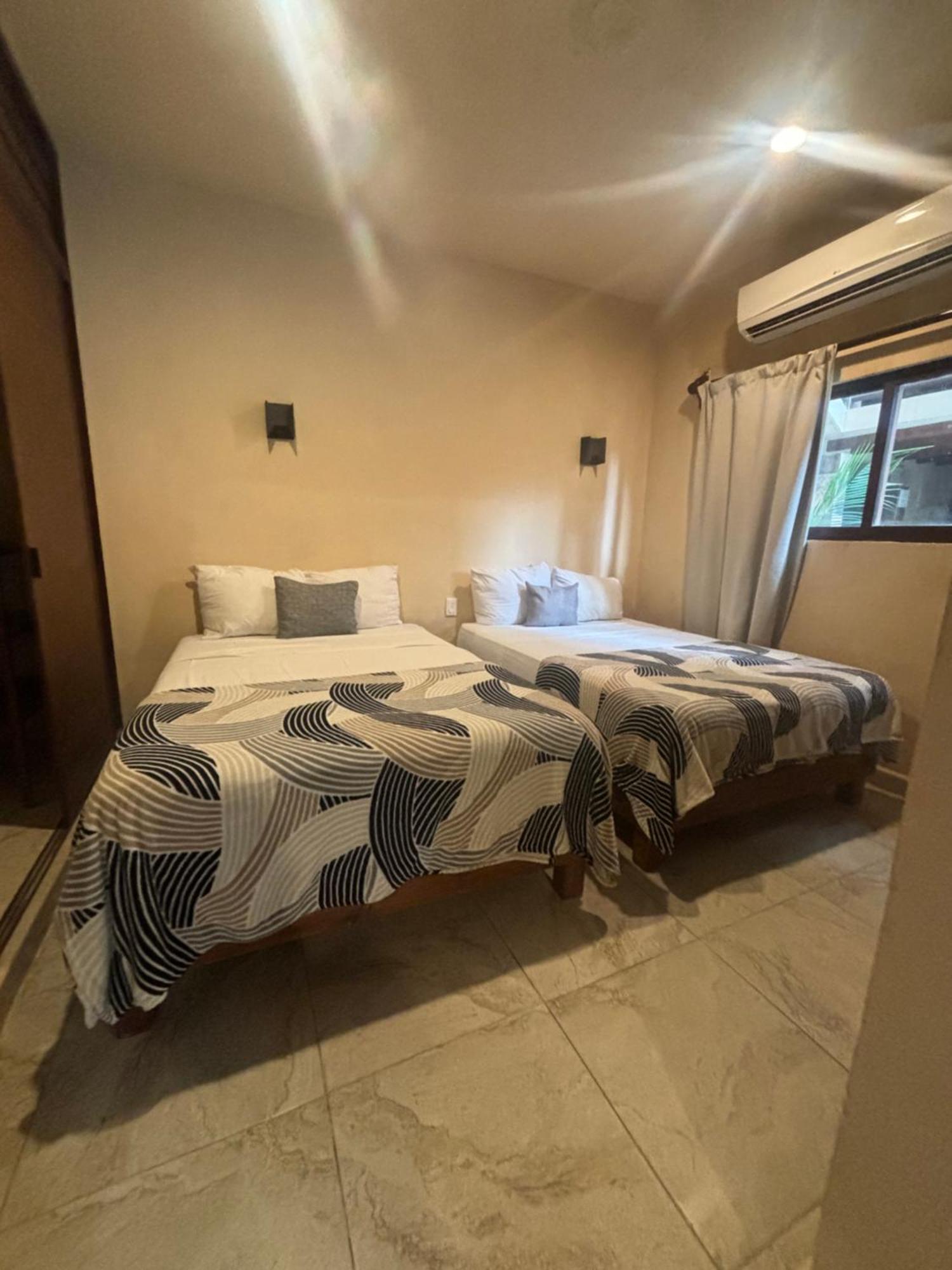הולבוקס איילנד Suites Villas El Jardin מראה חיצוני תמונה